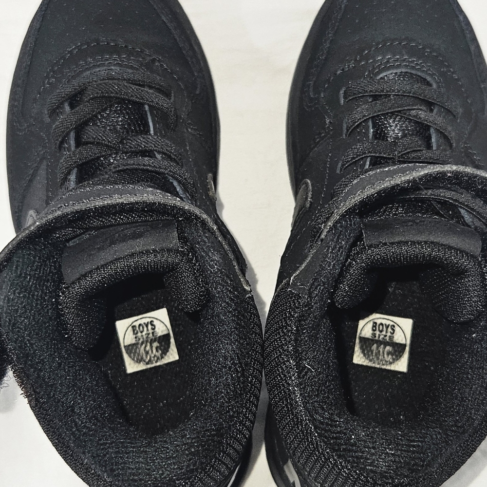 Nike Court All-Black High-Top Shoes - Picture 5 of 9